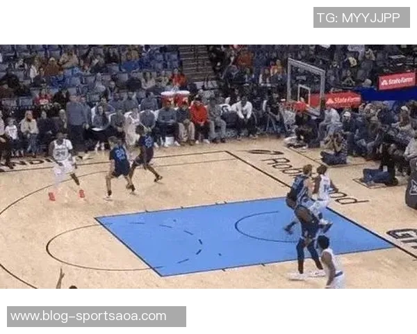 迪亚巴特半场表现惊艳5中5砍下10分13板创生涯新高16个篮板